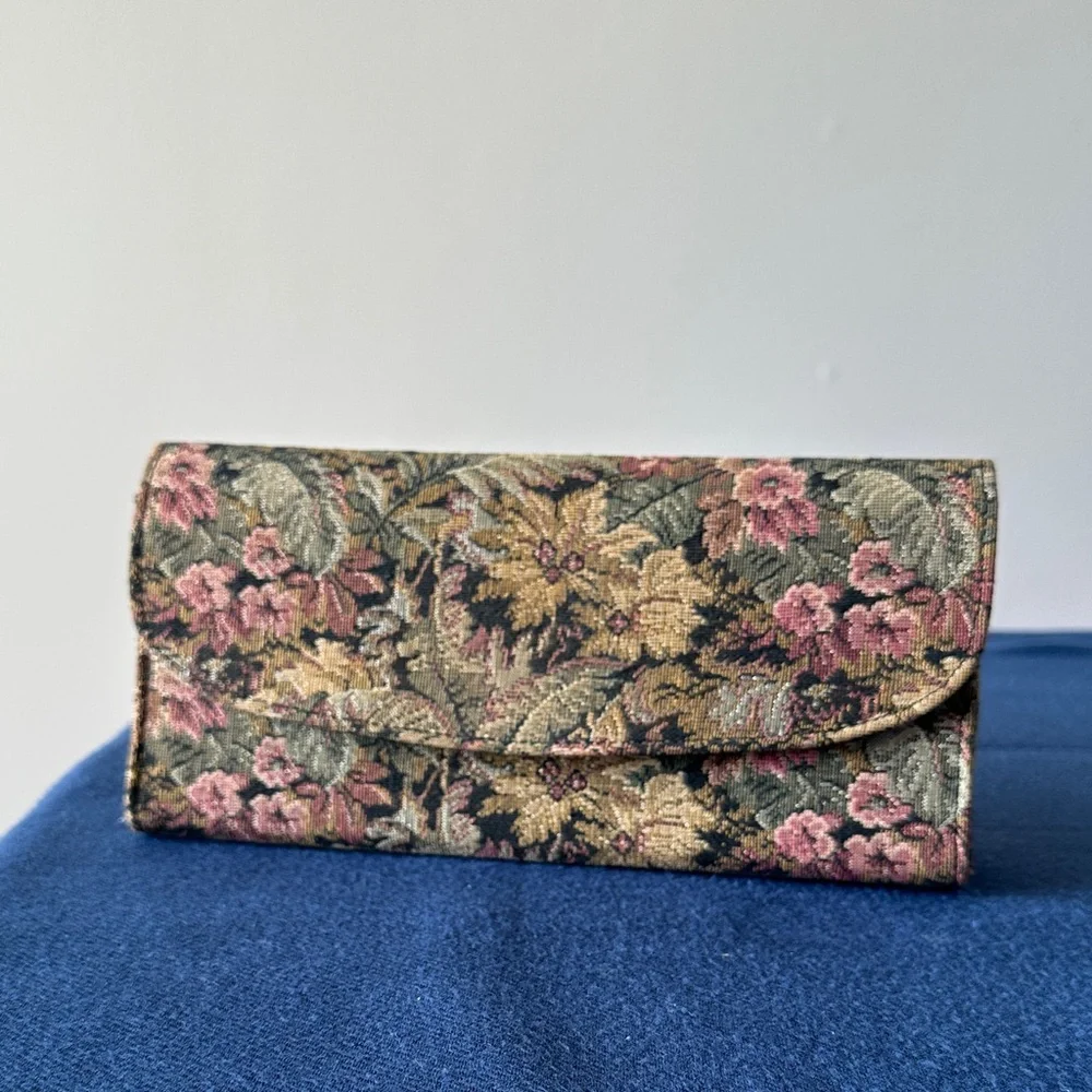 Floral Tapestry Clutch - Picture 1 of 4